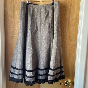 Wool skirt